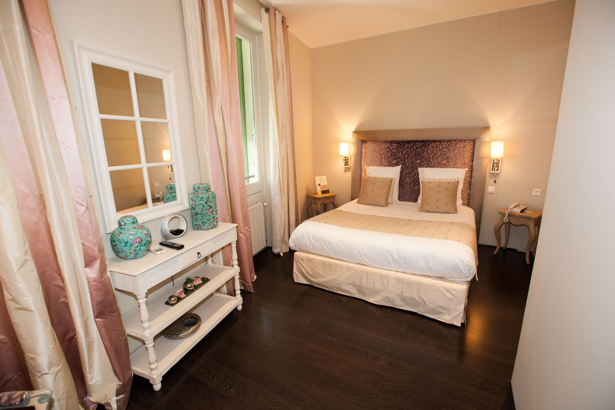 Paris Rome Hotel Menton Exterior foto