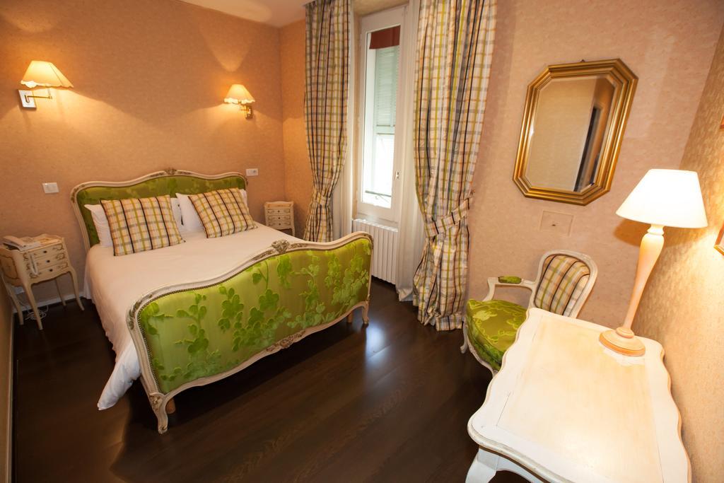 Paris Rome Hotel Menton Exterior foto