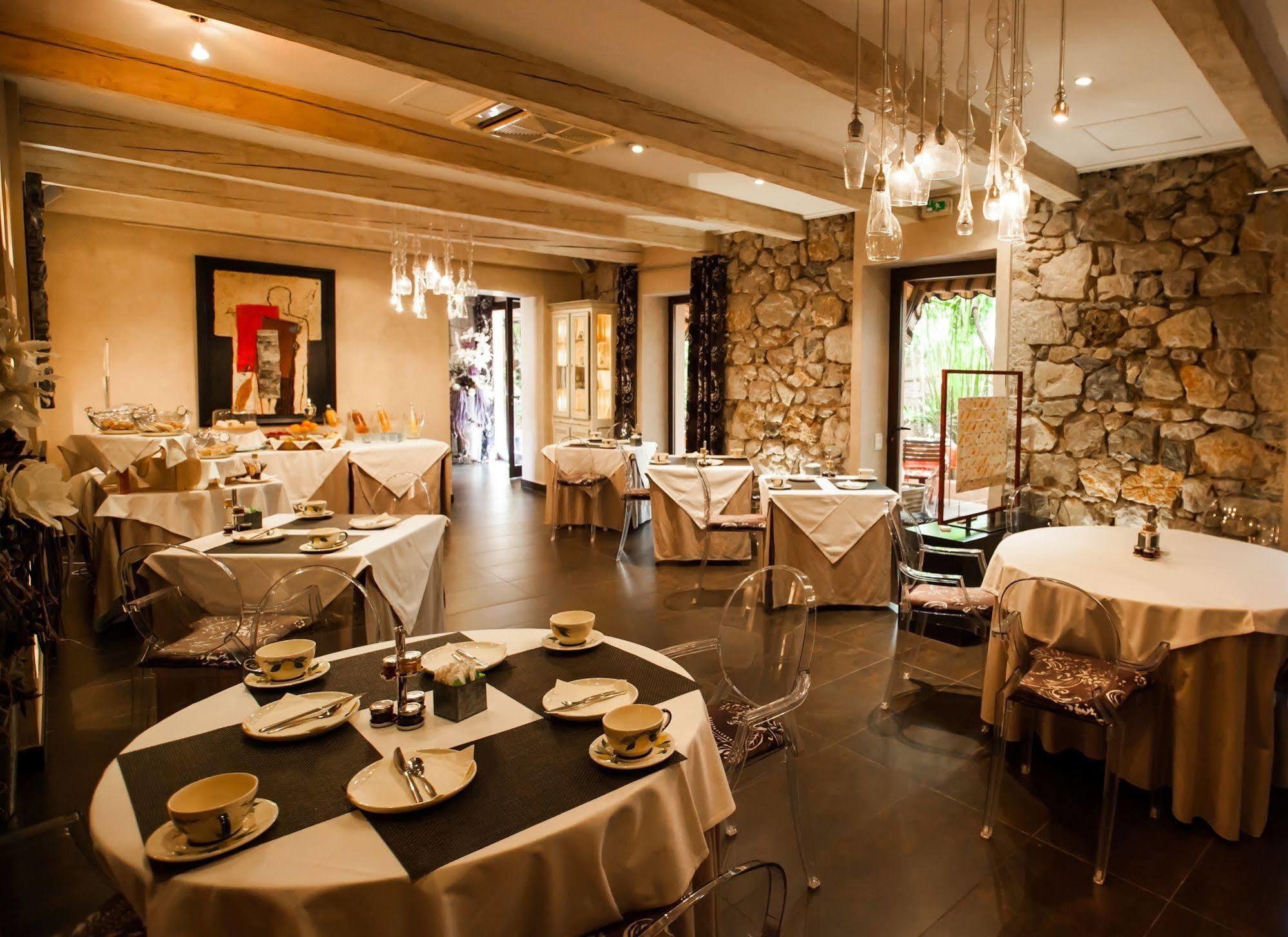 Paris Rome Hotel Menton Exterior foto